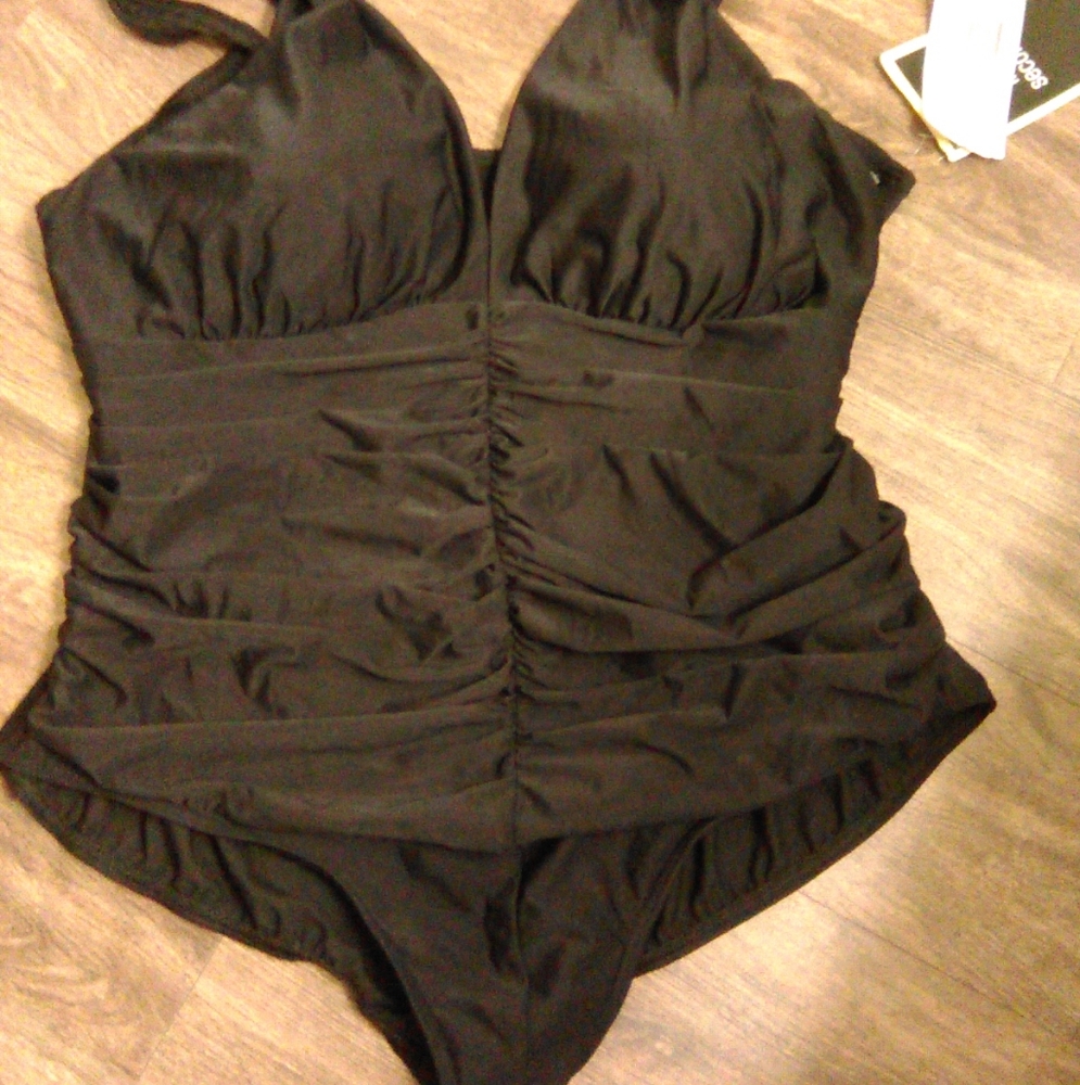Miraclesuit one piece swimsuit size 24W